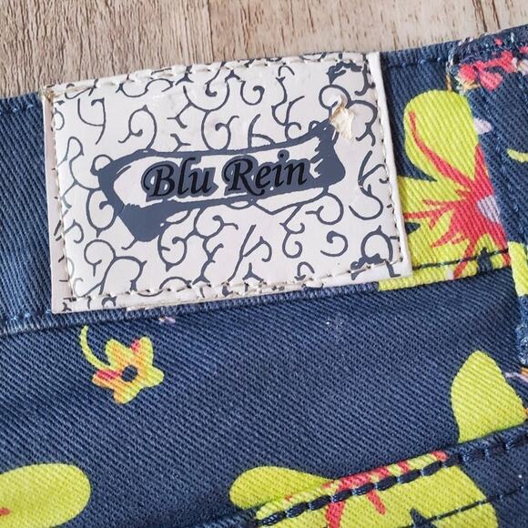Blue rein size 5 juniors multi colored floral denim shorts - Picture 7 of 13